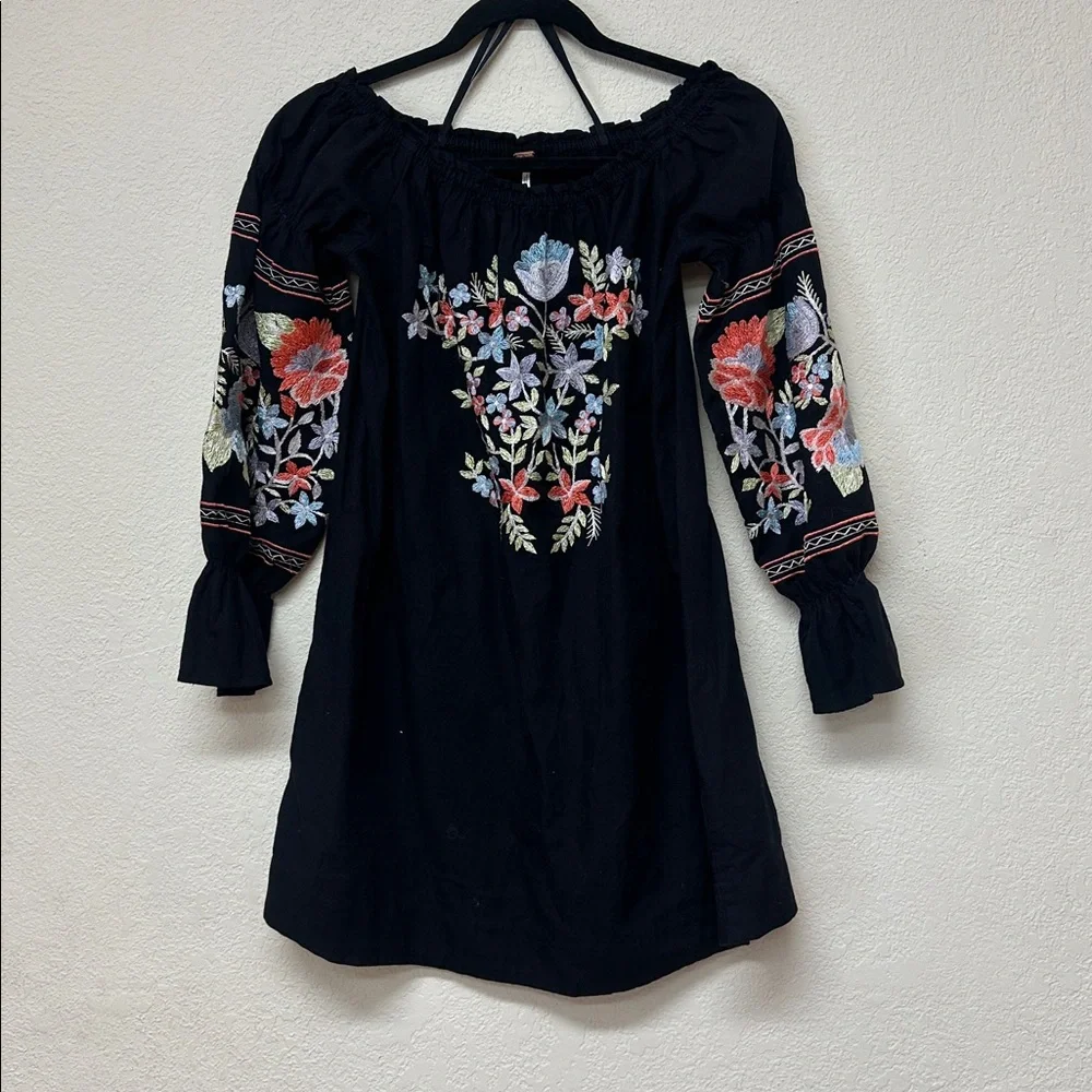 Free People Fleur Du Jour Black Floral Embroidered Off Shoulder Shift Dress S